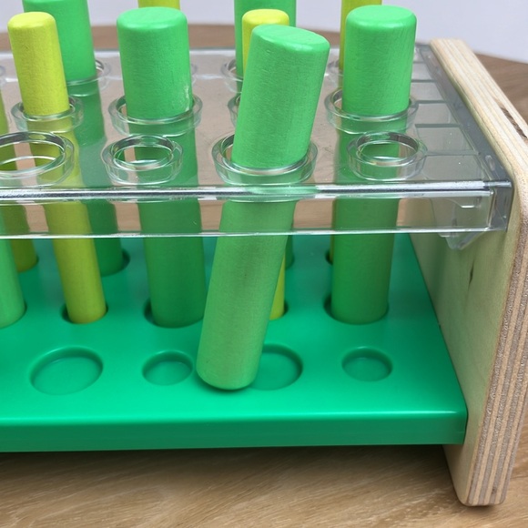 Lovevery Wooden Posting Stand - Picture 5 of 5